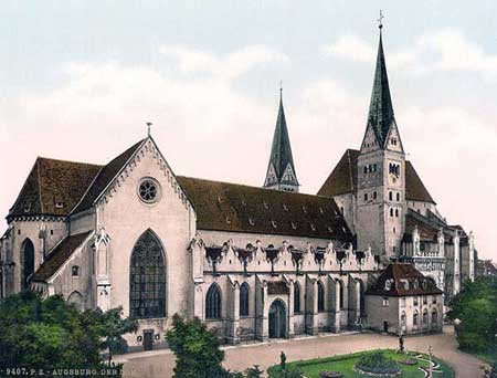 Cathedral_-Augsburg_-Bavari.jpg