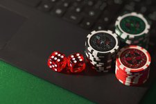 Зачем нужны бонусы в казино-онлайн?