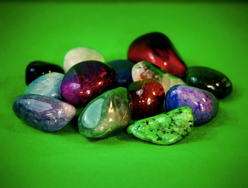 Магические и целебные свойства камня топаз