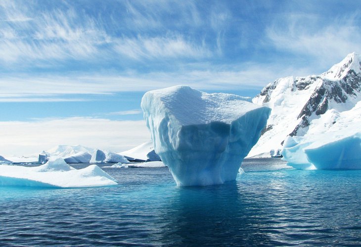 От Антарктиды откололся ледник