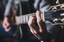 Интересные факты о появлении гитары